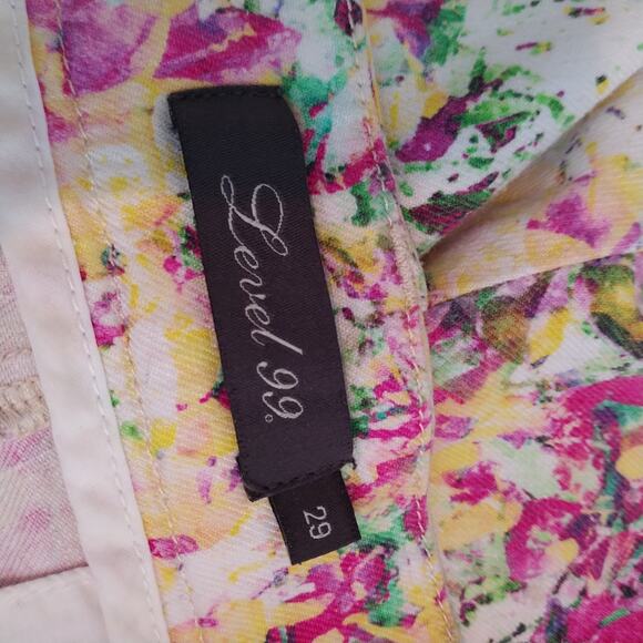 Level 99 Floral Shorts Linen Lyocell Spandex - Picture 6 of 6